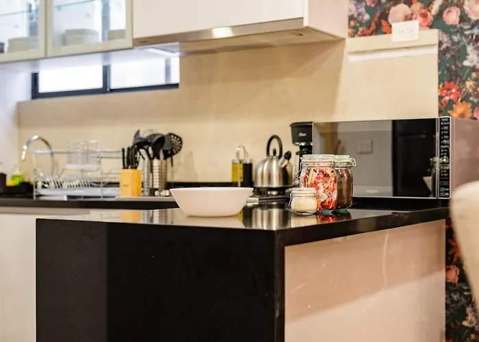 Modern La Condesa With Gym & Parking *