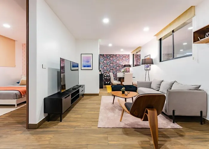 Modern La Condesa With Gym & Parking